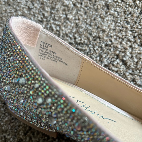 Betsey Johnson Jude Flats Nude Size 6-6.5 - Picture 4 of 5